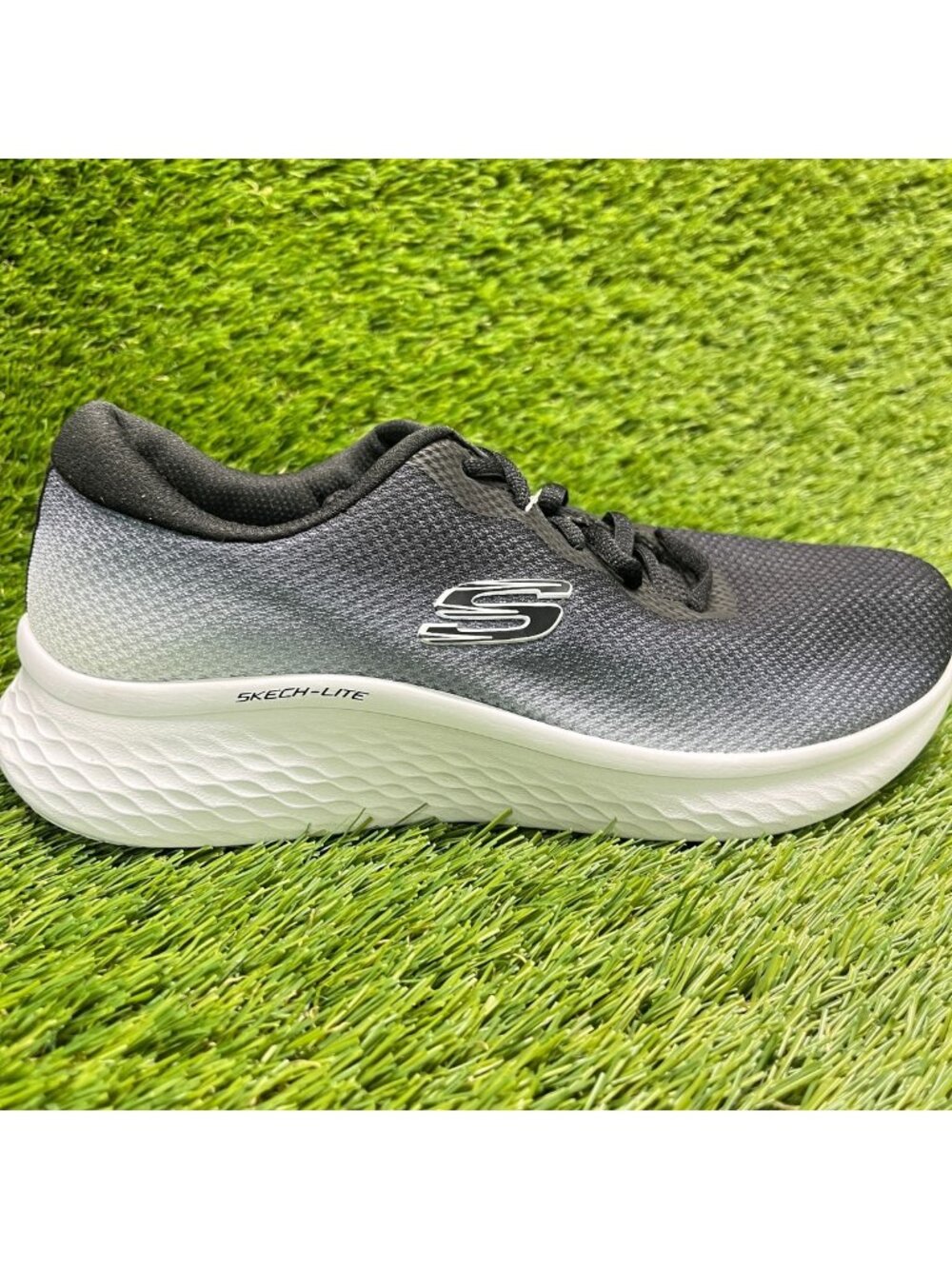 Skechers Skech-Lite Pro Fade Out Womens Size 6.5 Black Running Shoes Sneakers